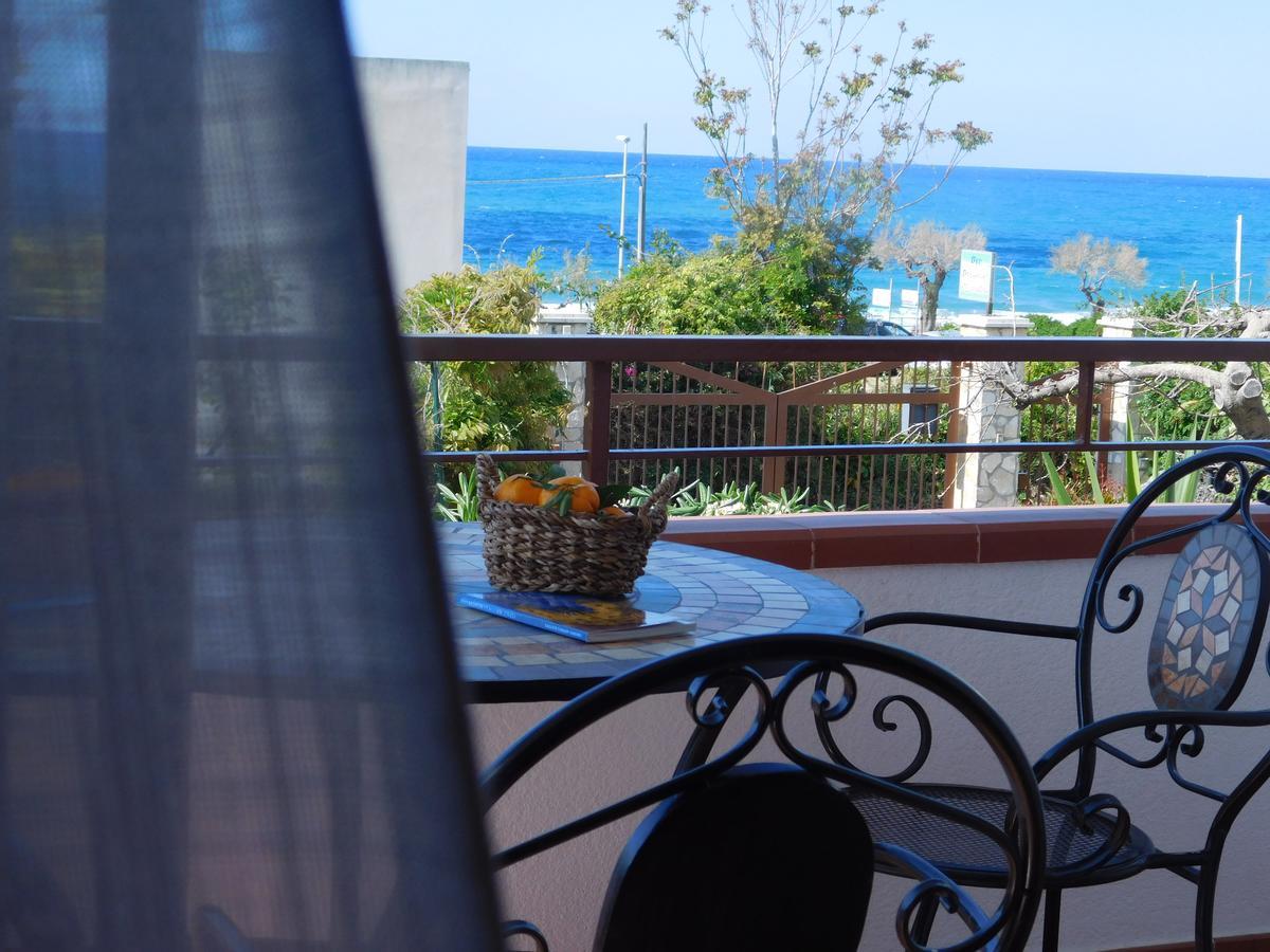 Stella Marina Sea & Sun Bed & Breakfast Cefalù Eksteriør bilde